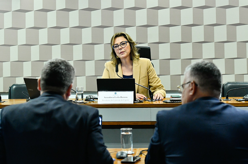 Isenção de IR sobre premiação para medalhistas olímpicos passa na CEsp — Senado Notícias