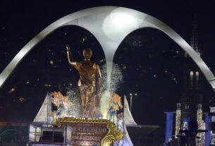 Programa da Rádio Nacional mostra como Sambódromo mudou o carnaval