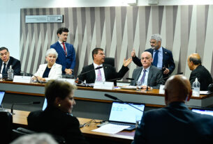 Sete indicados para embaixadas do Brasil são aprovados pela CRE — Senado Notícias