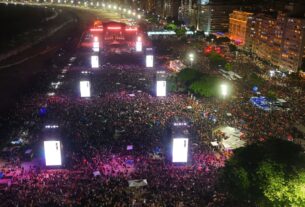Show de Lady Gaga leva 2,1 milhões de pessoas para Copacabana