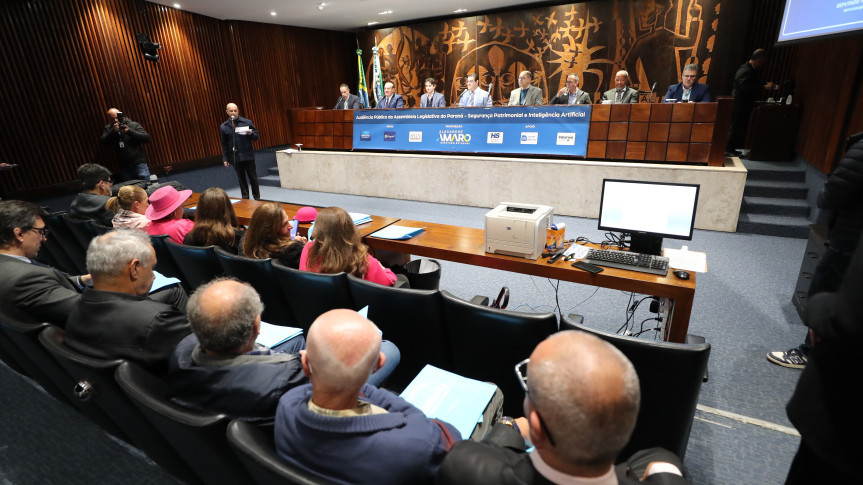 Assembleia Legislativa do Paraná | ALEP | Notícias > Audiência reúne especialistas para fomentar o uso de Inteligência Artificial no combate a crimes no Paraná