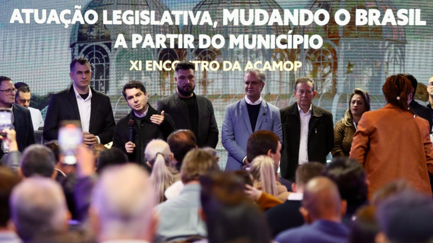 Assembleia Legislativa do Paraná | ALEP | Notícias > Presidente da Assembleia, deputado Alexandre Curi (PSD), defende diálogo permanente com as Câmaras de Vereadores