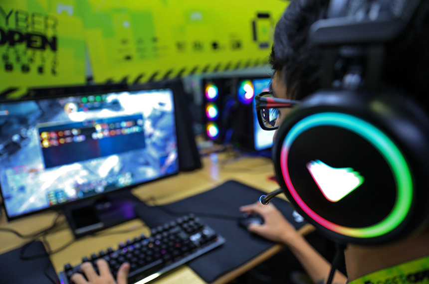 Alerta para risco em plataformas digitais é tratado em projeto — Senado Notícias