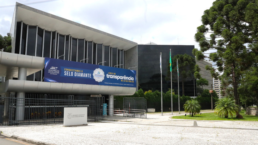 Assembleia Legislativa do Paraná | ALEP | Notícias > Programação da Assembleia tem debate sobre LDO 2026 e temas relacionados à segurança pública