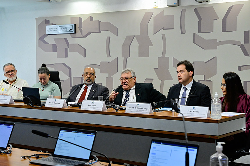 Defensores da redução de jornada destacam impacto sobre saúde do trabalhador — Senado Notícias