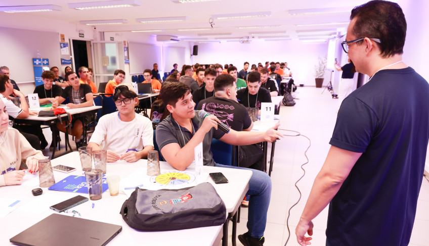 Em Londrina, Ideathon busca soluções inovadoras para setor de Químico e Materiais | ASN Paraná