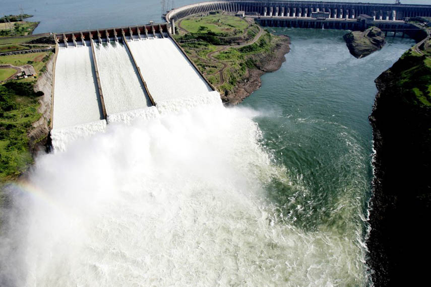 Projeto impõe teto a valor pago por energia de Itaipu para conter tarifa — Senado Notícias