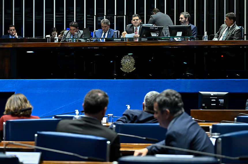 Senado aprova ampliação da Câmara para 531 deputados a partir de 2027 — Senado Notícias