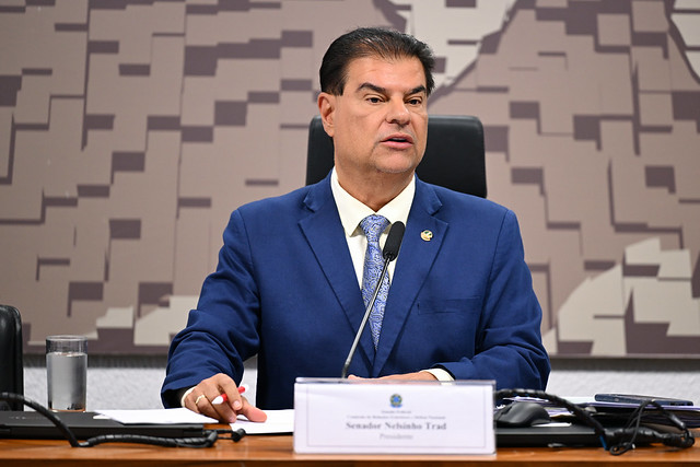 Senado articula envio de avião para repatriar brasileiros retidos em Israel — Senado Notícias