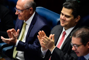 Somos o elo entre o povo e as instâncias de decisão global — Senado Notícias