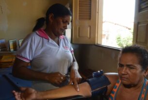 Um terço dos médicos deixou Atenção Primária à Saúde entre 2022 e 2024