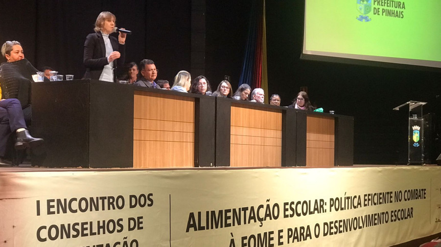 Assembleia Legislativa do Paraná | ALEP | Notícias > Deputada Luciana Rafagnin (PT) participa do I Encontro dos Conselhos de Alimentação Escolar da Região Sul