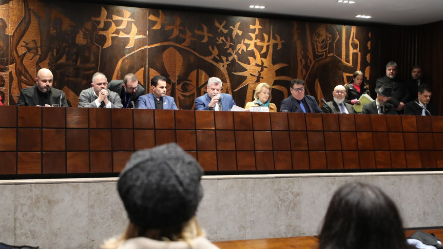 Assembleia Legislativa do Paraná | ALEP | Notícias > Conselho de Ética decide pela suspensão das prerrogativas parlamentares do deputado Renato Freitas (PT); parecer agora segue para a CCJ