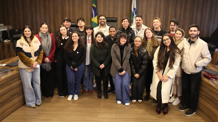 Assembleia Legislativa do Paraná | ALEP | Notícias > Série de palestras apresenta jornalismo da Assembleia a estudantes de comunicação