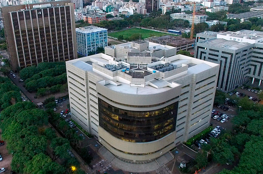 Lei cria oito varas federais em SC e transforma cargos na Justiça Federal da 4ª Região — Senado Notícias