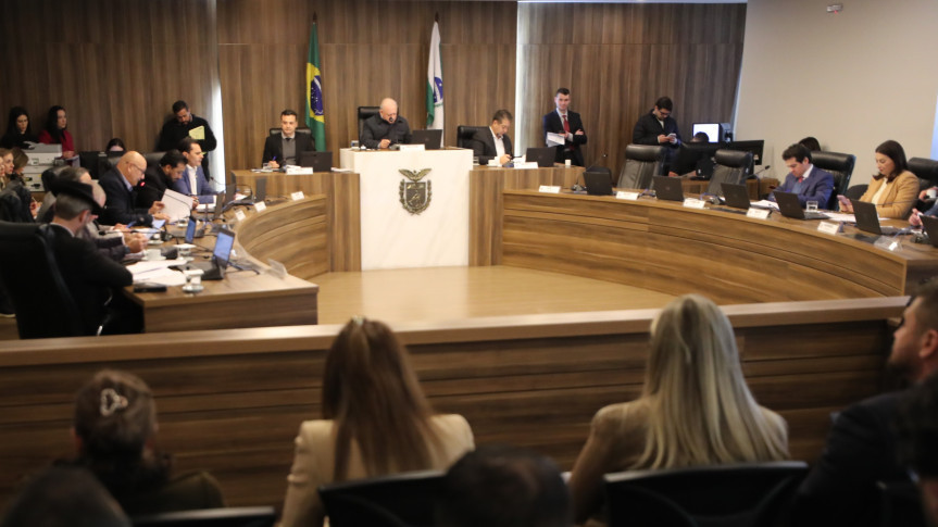 Assembleia Legislativa do Paraná | ALEP | Notícias > CCJ aprova emendas ao projeto que cria o Programa de Pagamento de Recompensas no Paraná