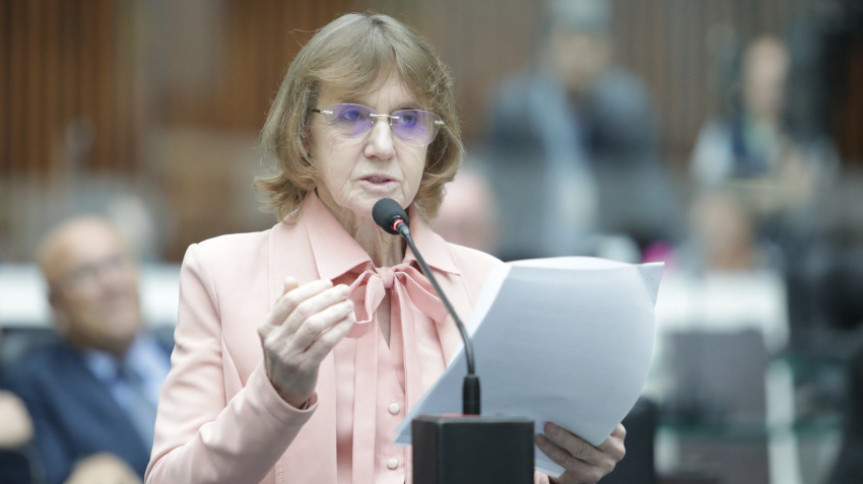 Assembleia Legislativa do Paraná | ALEP | Notícias > Em requerimento, deputada Luciana Rafagnin (PT) cobra solução para falhas nos telefones de emergência no Paraná