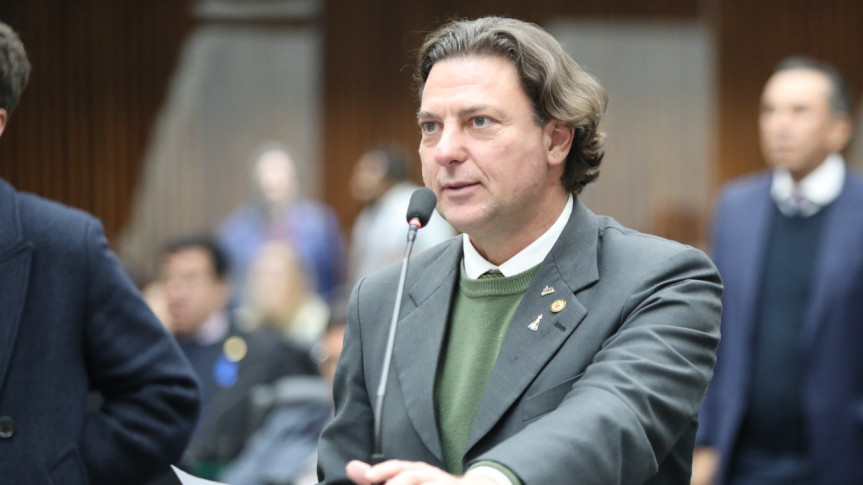 Assembleia Legislativa do Paraná | ALEP | Notícias > Projeto de lei prevê campanha nas escolas contra vício em apostas on-line
