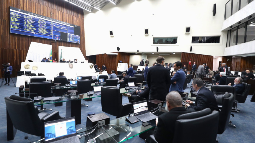 Assembleia Legislativa do Paraná | ALEP | Notícias > Política de Fomento à Agroindústria no Paraná avança em Plenário