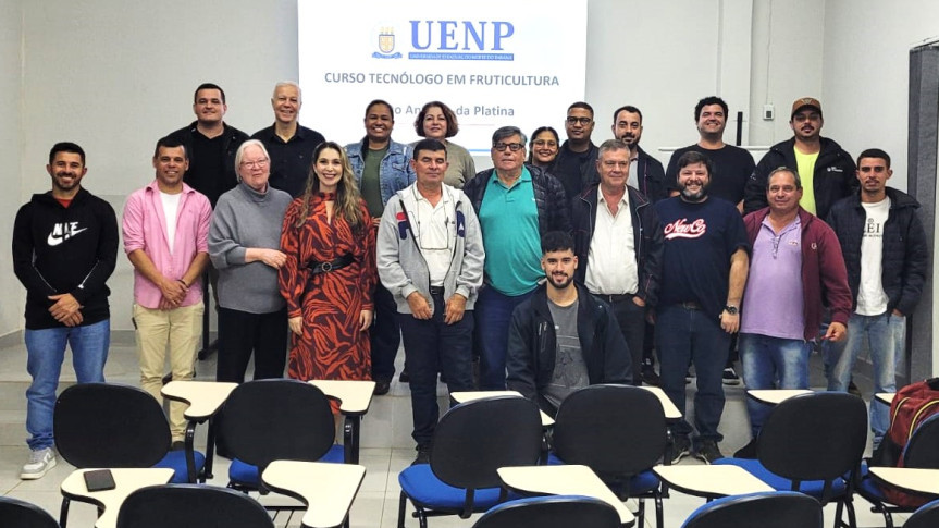 Assembleia Legislativa do Paraná | ALEP | Notícias > Tecnólogo em fruticultura formado pela Uenp tem mercado de trabalho em expansão no Norte Pioneiro, destaca deputado Romanelli (PSD)