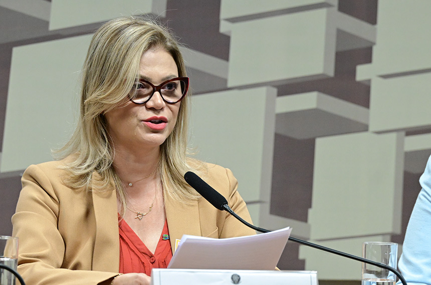 Em pronunciamento, à mesa, indicada para exercer o cargo de diretora da Agência Nacional de Saúde Suplementar (ANS), Lenise Barcellos de Mello Secchin (MSF 52/2025).