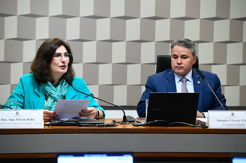 Combate à violência escolar é desafio a ser enfrentado por todos, aponta debate — Senado Notícias