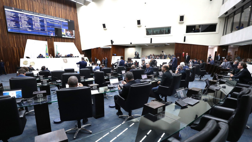 Assembleia Legislativa do Paraná | ALEP | Notícias > Projeto que reduz em 45% o IPVA no Paraná é aprovado em redação final e segue para sanção governamental