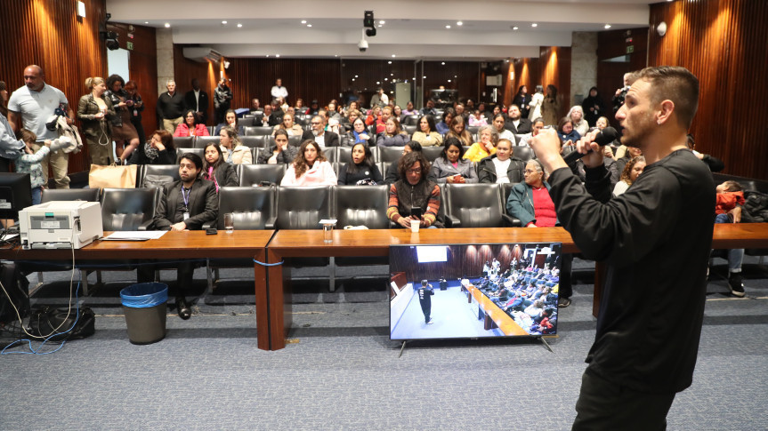 Assembleia Legislativa do Paraná | ALEP | Notícias > Seminário Arte é um Bom Negócio leva noções de empreendedorismo e capacita artistas e artesãos para terem uma atividade mais rentável