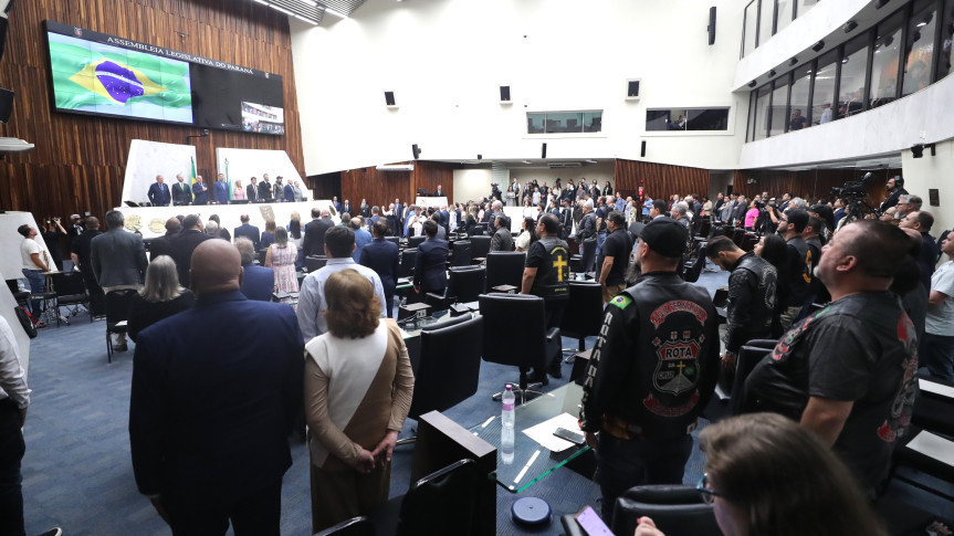 Assembleia Legislativa do Paraná | ALEP | Notícias > Assembleia Legislativa do Paraná presta homenagem ao Dia Nacional das Missões e ao trabalho realizado pelas igrejas