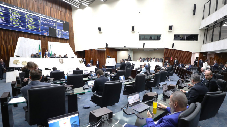 Assembleia Legislativa do Paraná | ALEP | Notícias > Assembleia encaminha para sanção proposta para perdão de dívidas de até R$ 7 mil da casa própria