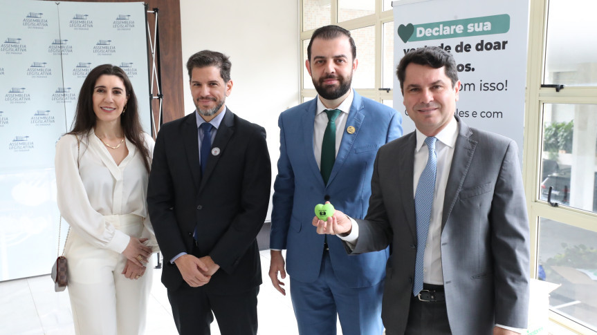 Assembleia Legislativa do Paraná | ALEP | Notícias > Cartorários dão início a mutirão de doação eletrônica de órgãos na Assembleia Legislativa do Paraná