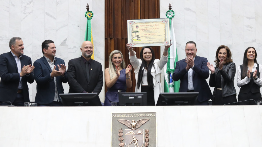 Assembleia Legislativa do Paraná | ALEP | Notícias > Empresária Tânia Lopes Anselmo é a mais nova Cidadã Honorária do Estado do Paraná