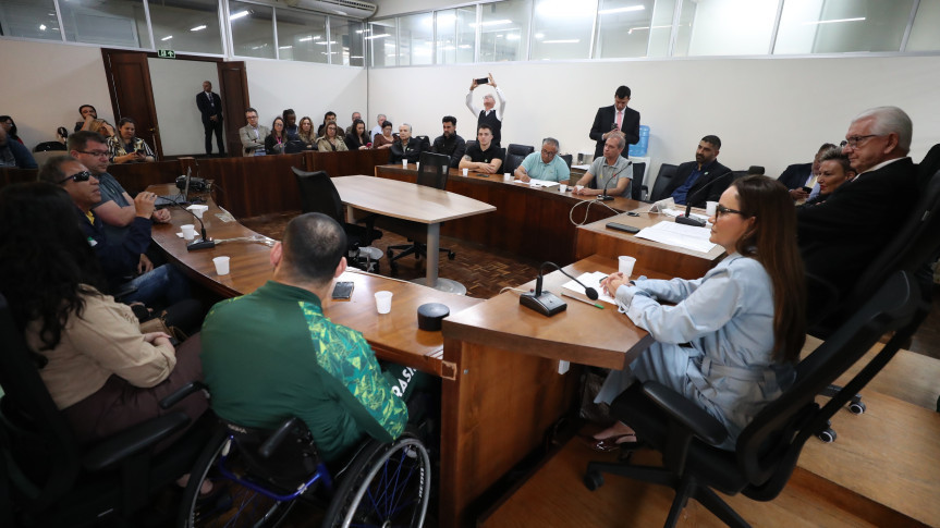 Assembleia Legislativa do Paraná | ALEP | Notícias > Mesa-redonda na Assembleia debate o paradesporto como instrumento de inclusão social