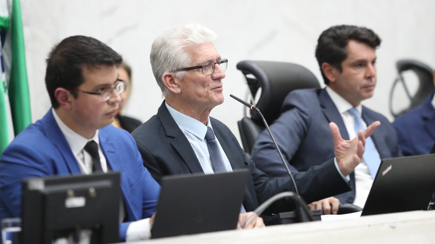 Assembleia Legislativa do Paraná | ALEP | Notícias > Relatório da Sefa indica recorde de investimentos no Paraná no 2º quadrimestre