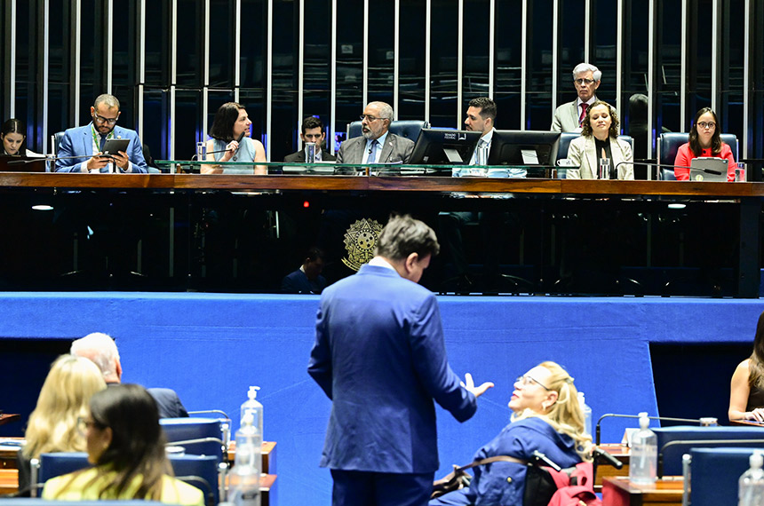 Avaliação psicossocial é essencial para inclusão de PcD, aponta sessão especial — Senado Notícias