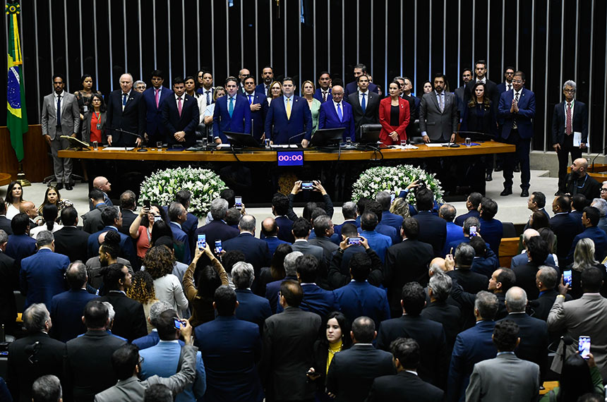 Congresso promulga Emenda com novas regras para precatórios — Senado Notícias