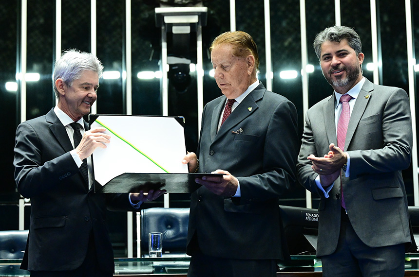 Homenagem a Assis Canuto destaca papel do pioneiro na colonização de Rondônia — Senado Notícias