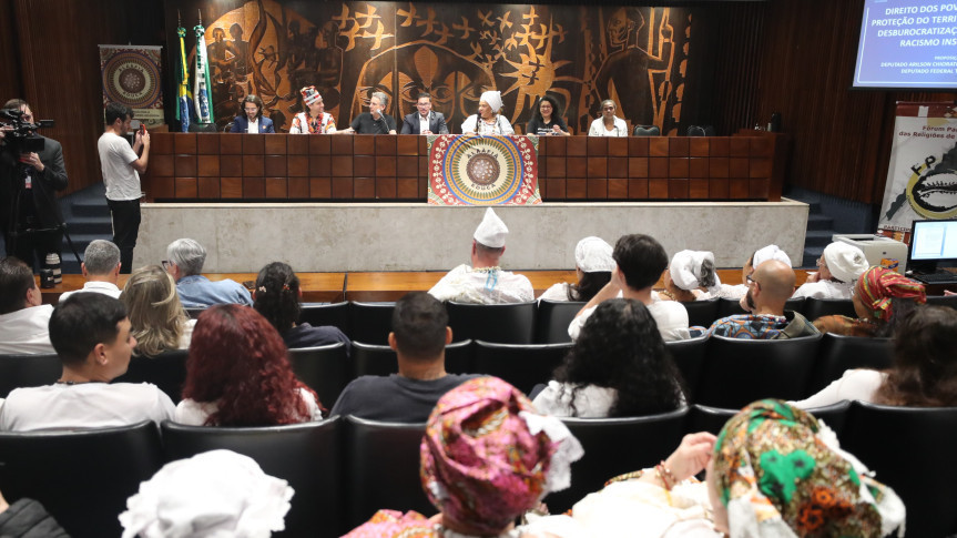 Assembleia Legislativa do Paraná | ALEP | Notícias > Assembleia Legislativa do Paraná discute direitos, proteção e reconhecimento dos povos de terreiro no estado