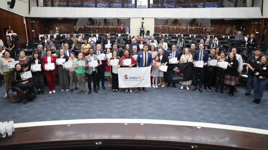 Assembleia Legislativa do Paraná | ALEP | Notícias > Assembleia Legislativa celebra os 80 anos do SindijorPR e reforça papel do jornalismo na democracia
