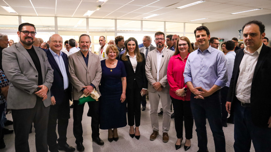 Assembleia Legislativa do Paraná | ALEP | Notícias > Deputada Maria Victoria (PP) participa da inauguração de planta que produz hidrogênio renovável na UFPR