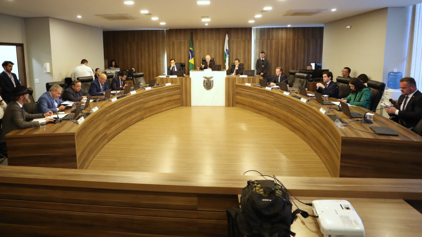 Assembleia Legislativa do Paraná | ALEP | Notícias > CCJ inicia análise de proposta do Governo que amplia o Programa Colégios Cívico-Militares