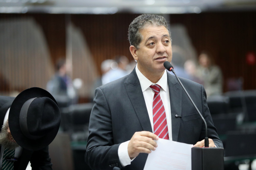 Assembleia Legislativa do Paraná | ALEP | Notícias > Deputado Cobra Repórter (PSD) solicita garantias de continuidade às APAEs diante de novo Decreto Federal