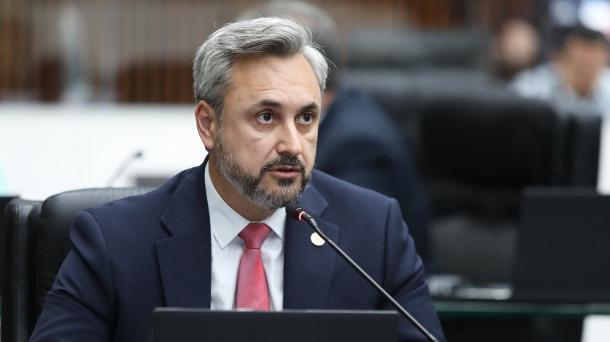 Assembleia Legislativa do Paraná | ALEP | Notícias > Deputado Fabio Oliveira (Podemos) pede esclarecimentos sobre arrecadação dos pedágios no Paraná