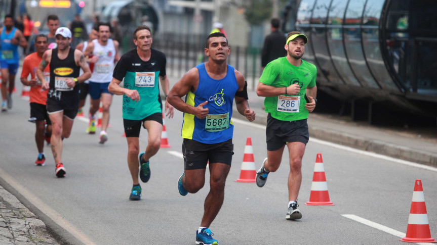 Assembleia Legislativa do Paraná | ALEP | Notícias > Corrida da Assembleia Legislativa fecha temporada de provas da Prefeitura de Curitiba
