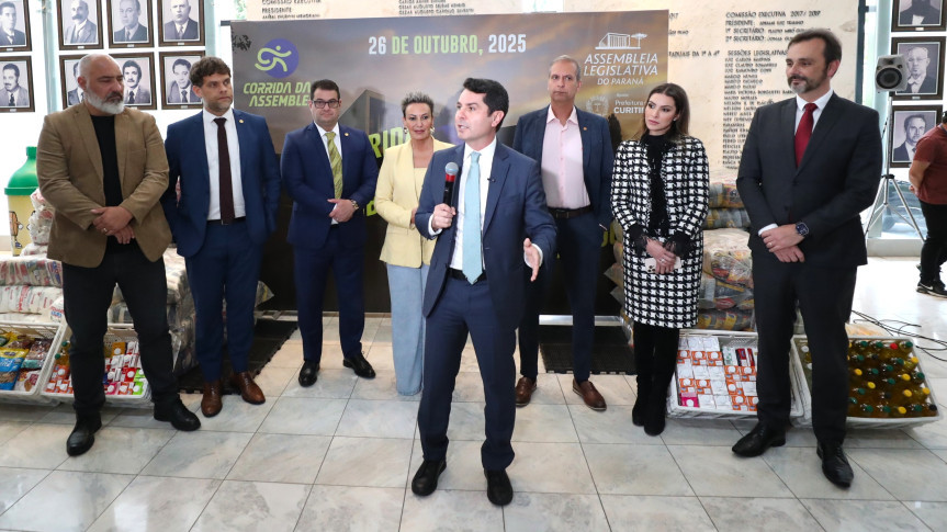 Assembleia Legislativa do Paraná | ALEP | Notícias > Três toneladas de alimentos arrecadadas na 1ª Corrida de Rua da Assembleia vão reforçar ações sociais da Prefeitura de Curitiba