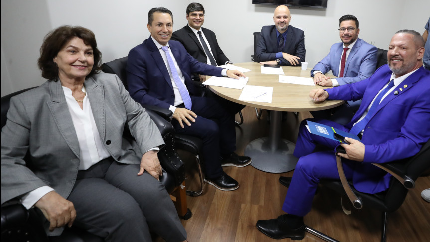 Assembleia Legislativa do Paraná | ALEP | Notícias > Comissão de Ecologia e Meio Ambiente aprova projetos de valorização de culturas tradicionais e de defesa animal