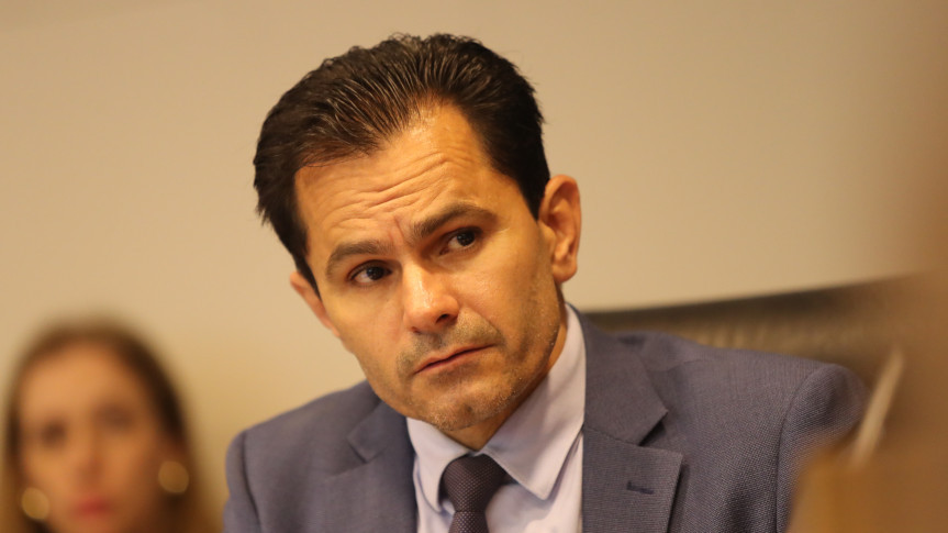 Assembleia Legislativa do Paraná | ALEP | Notícias > Deputado Marcio Pacheco (PP) destaca aprovação na CCJ de projeto que garante energia e água a famílias em processo de REURB