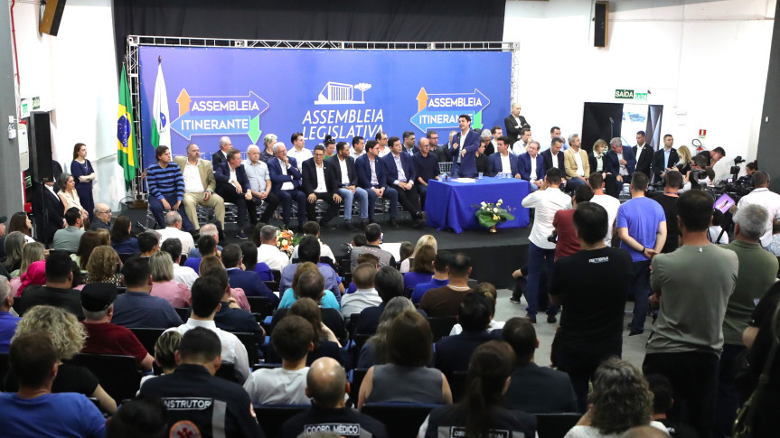 Assembleia Legislativa do Paraná | ALEP | Notícias > Assembleia Itinerante reúne autoridades e grande público em Pato Branco, no Sudoeste do Paraná