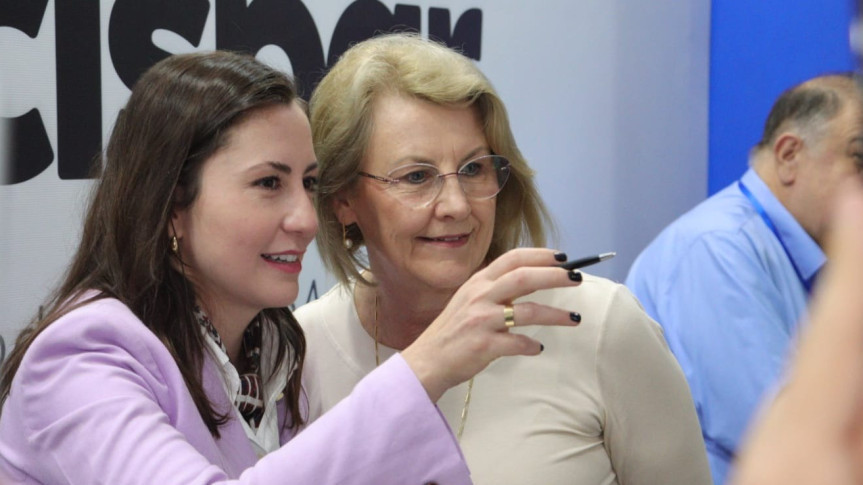 Assembleia Legislativa do Paraná | ALEP | Notícias > Deputada Secretária Márcia (PSD) participa do Congresso Estadual de Secretarias Municipais de Saúde e reforça diálogo entre gestores e Legislativo