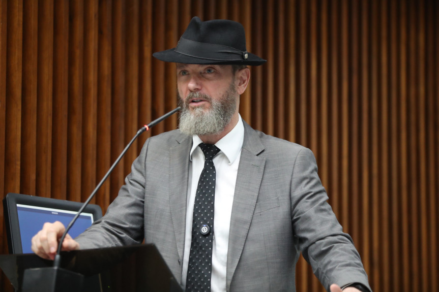 Assembleia Legislativa do Paraná | ALEP | Notícias > Em homenagem ao Dia do Policial Penal, deputado Tito Barichello (União) reconhece a dedicação dos profissionais da segurança